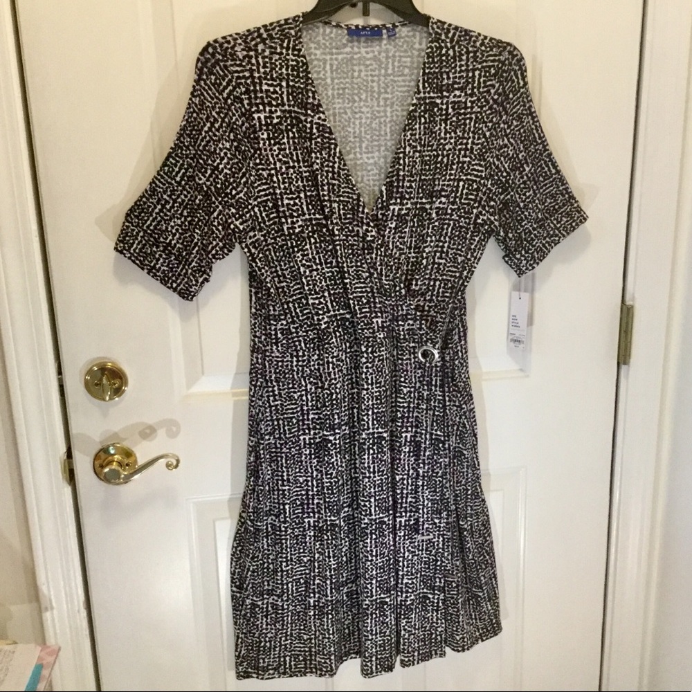 🌺Final Price🌺NWT L Black, White & Purple Dress